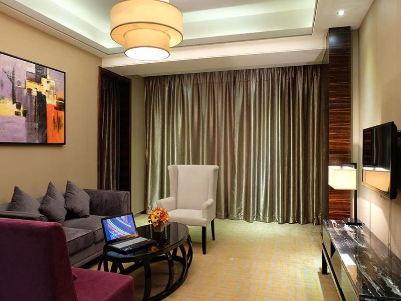 Vienna Hotel Dongguan Gaobu Exterior photo
